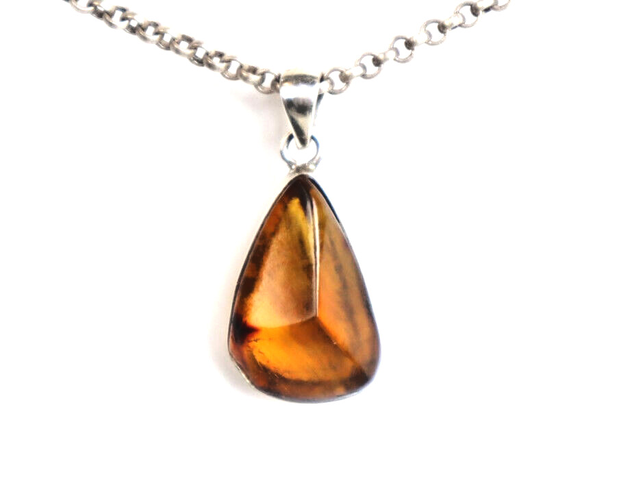 Beautiful Natural Clear Yellow Amber .925 Sterling Silver Pendant 30mm