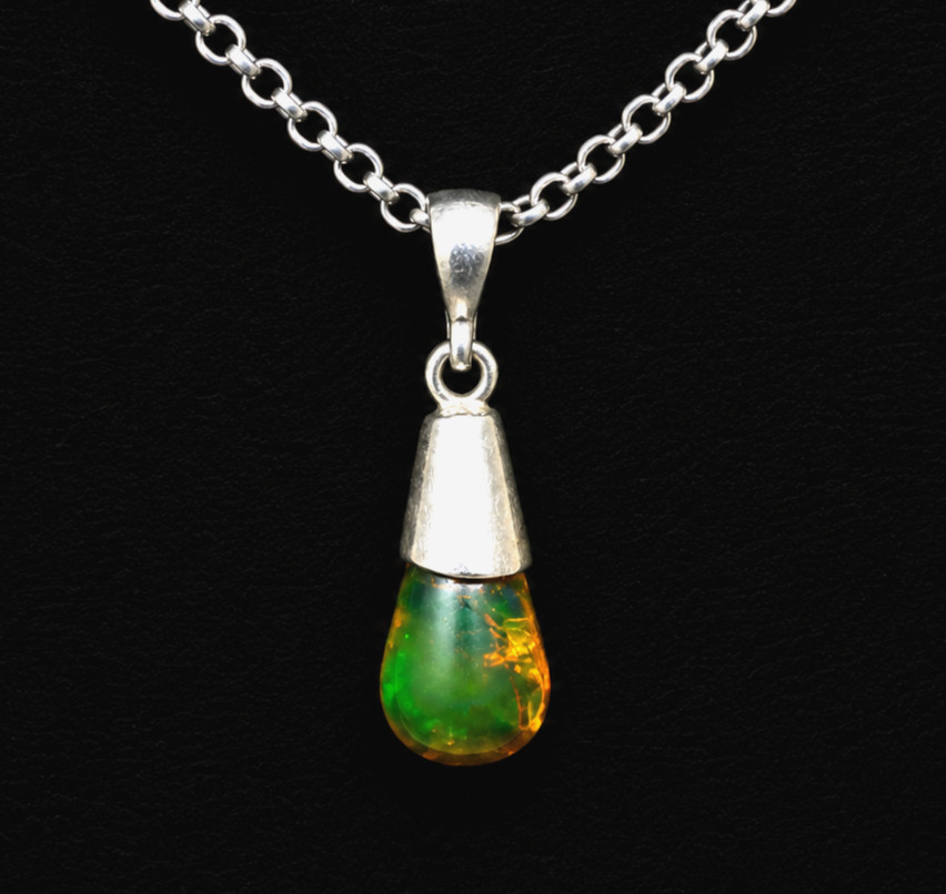 Polished Statement Deep Green Amber 925 Sterling Silver Teardrop Pendant 35mm