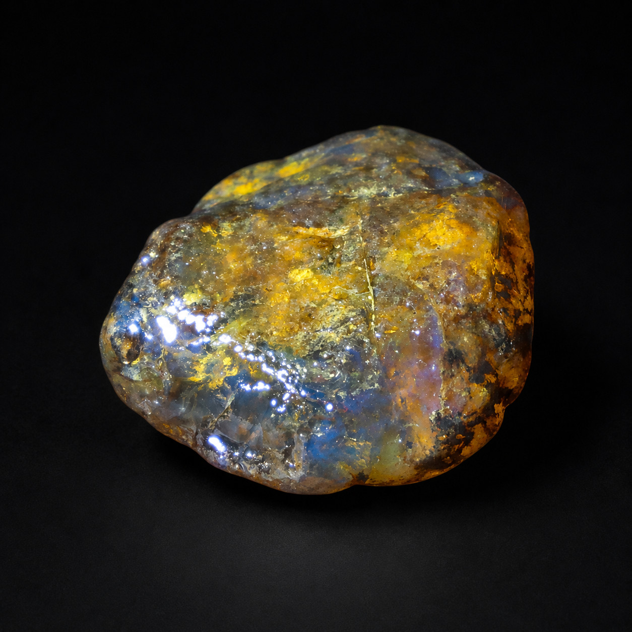 Interested Yellow Blue Dominican Amber Rough Specimen Chunk 37mm 10.6g