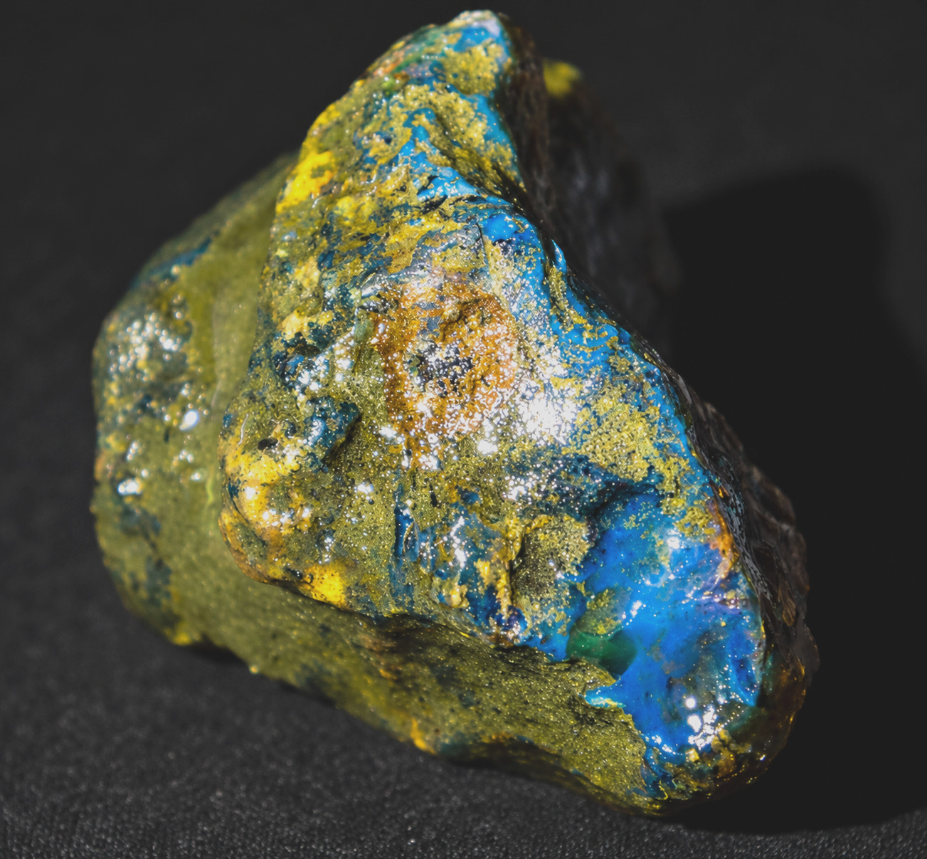 Beautiful Natural Dominican Clear Green Blue Amber Rough Specimen 66mm 67.2g