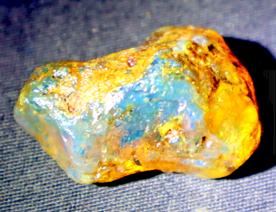 Excellent Natural Dominican Clear Yellow Blue Amber Rough Specimen 40mm 9.6g