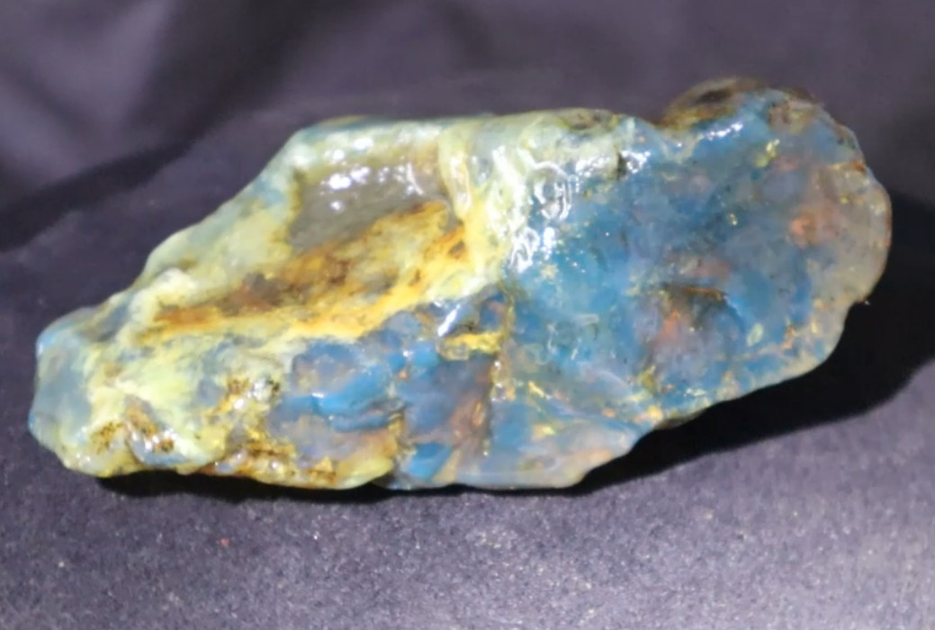 Impressive Natural Dominican Clear Sky Blue Amber Rough Specimen 48mm 39g