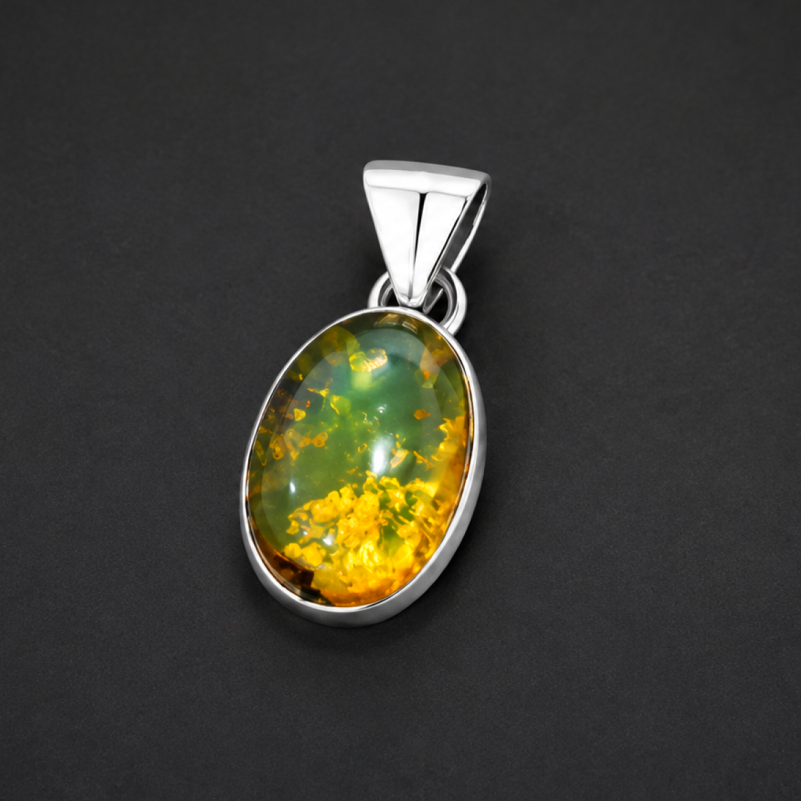 Clear yellow green Natural Dominican Amber oval 925 Sterling Pendant 23 mm