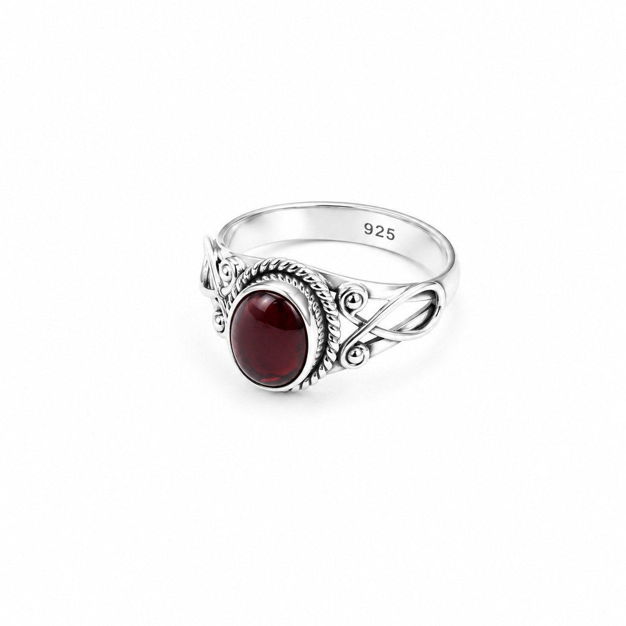 Exquisite Handcrafted Red Garnet 925 Sterling Silver Oval Ring US#7 3/4