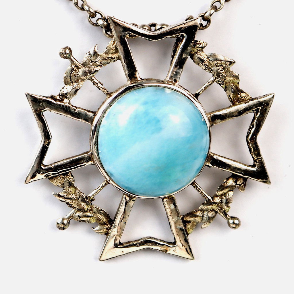 Charming Design Natural Sky Blue Larimar .925 Sterling Silver Pendant 37mm