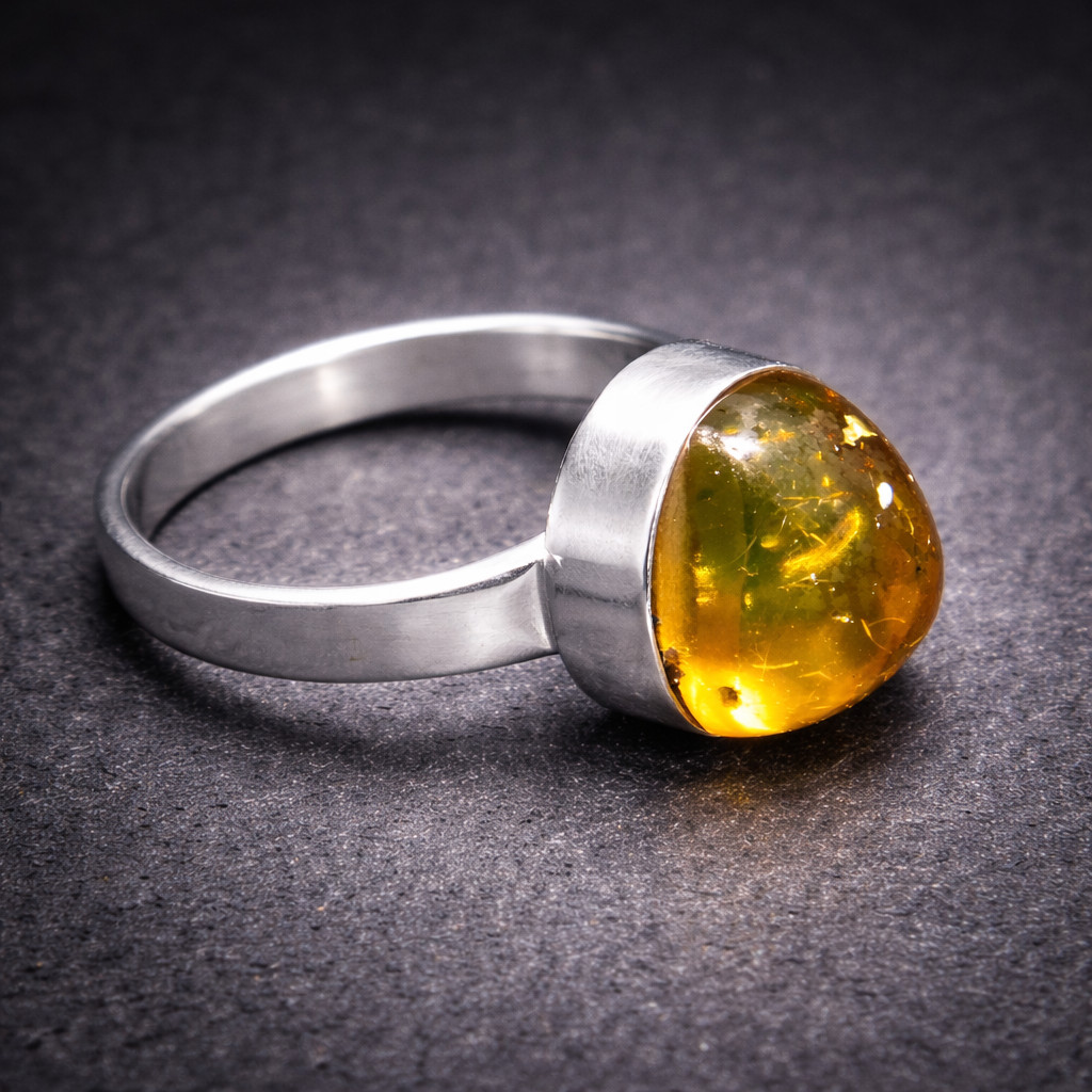 Lovely Natural Clear Orange Green Amber .925 Sterling Silver Ring #6.5
