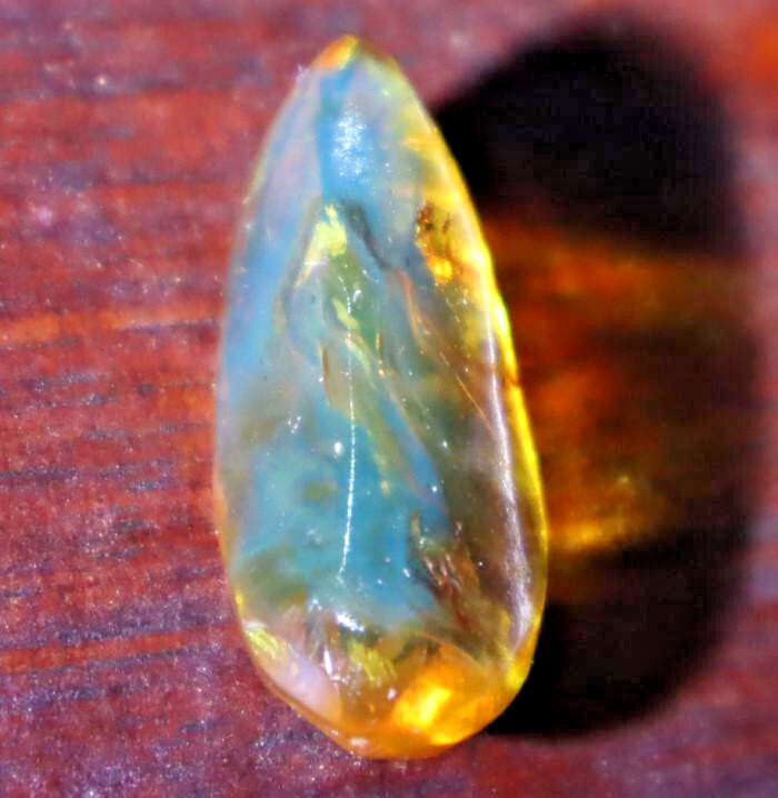 Charming DesNatural Dominican Clear Blue Amber Polished Stone 30mm free drilling