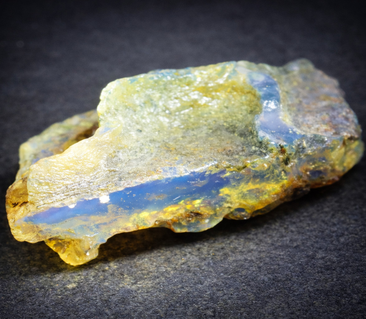 Exquisite Natural Dominican Clear SKY BLUE Amber Rough Specimen 46mm 55CT