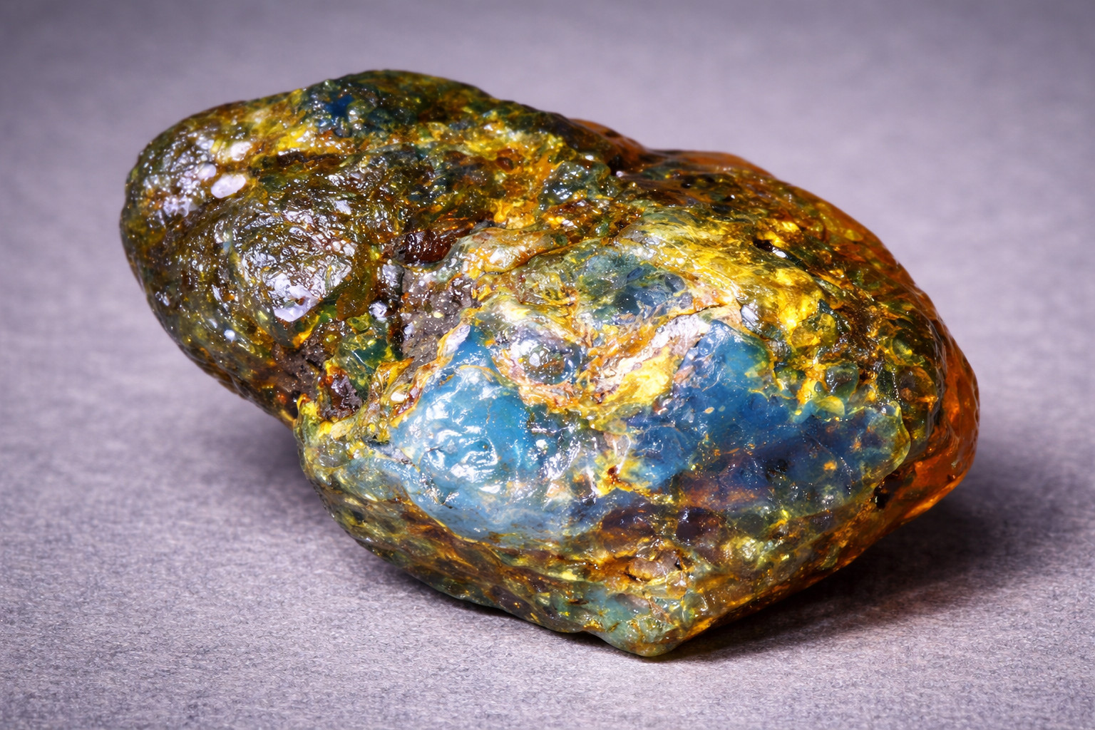 Excellent Natural Dominican Crystal Clear Green Blue Amber Rough Specimen 31gram