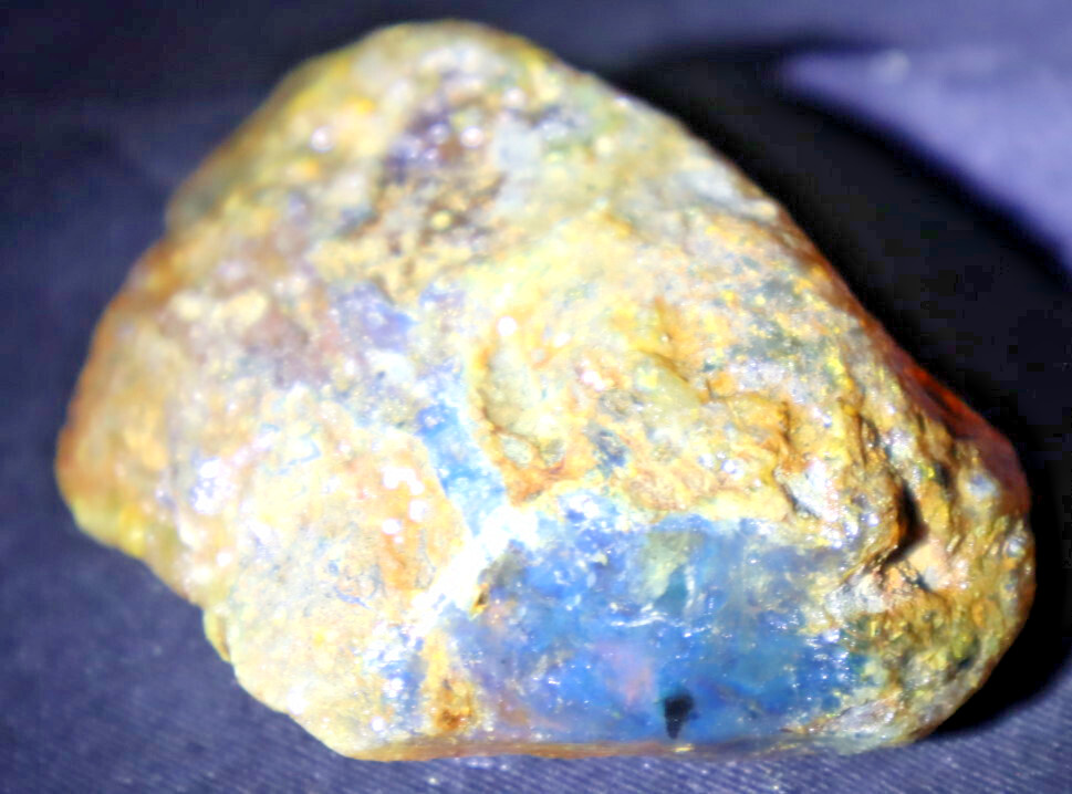 Beautiful Natural Dominican Clear Yellow Blue Amber Rough Specimen 73mm 44.5g