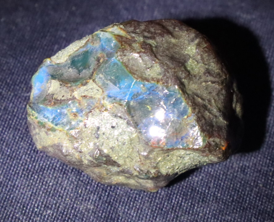 Beautiful Natural Dominican Clear Green Blue Amber Rough Specimen 40mm 22g