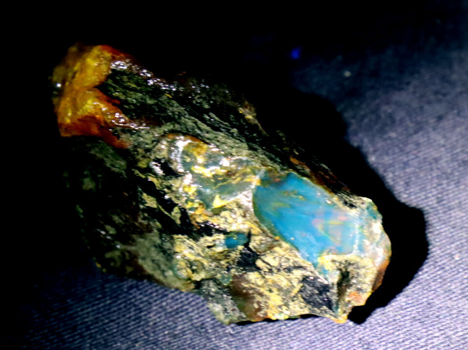 Exquisite Natural Dominican Clear Orange Blue Amber Rough Specimen 50mm 17.8g