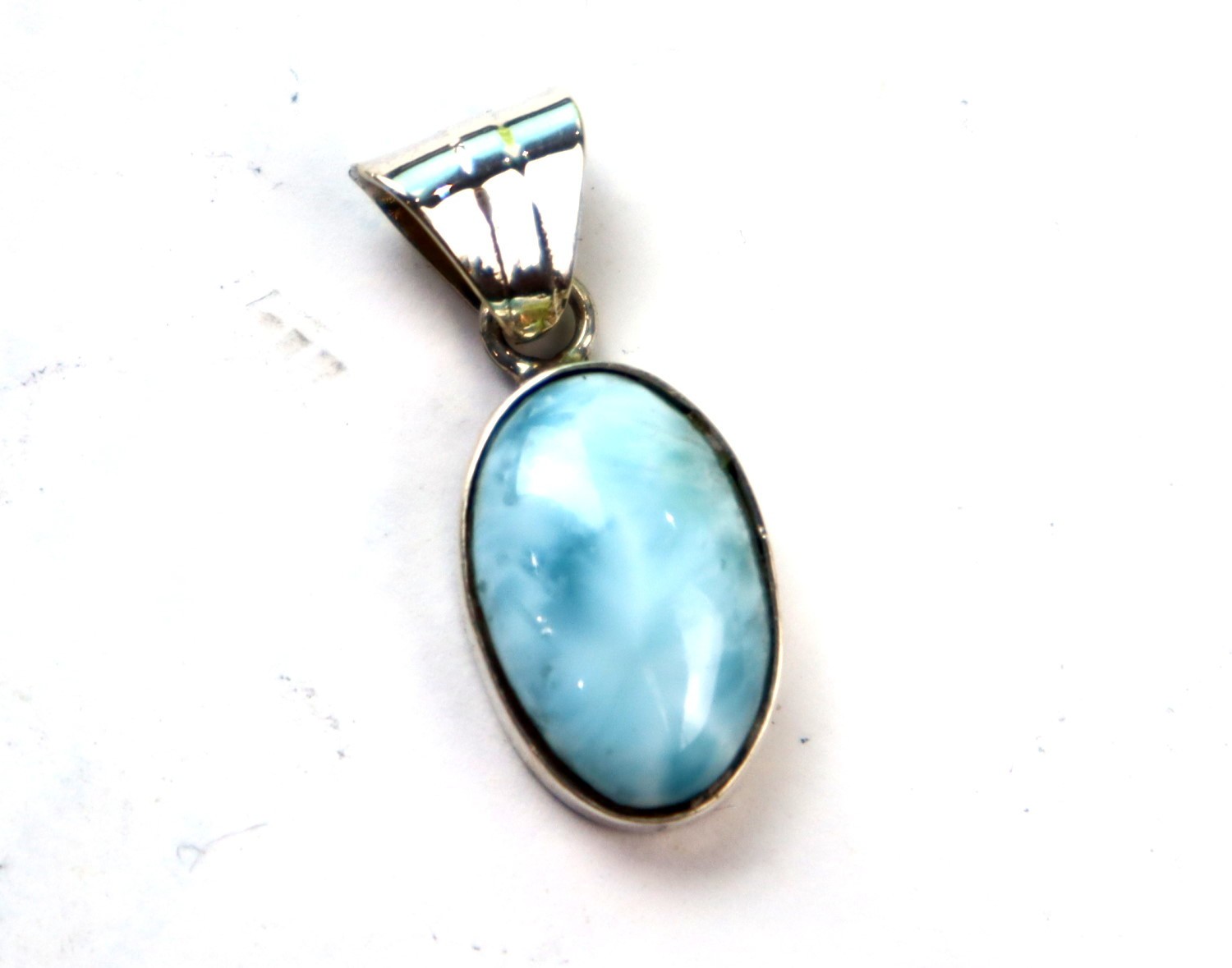 Prettily Natural Sky Blue Larimar .925 Sterling Silver Oval Pendant 28mm