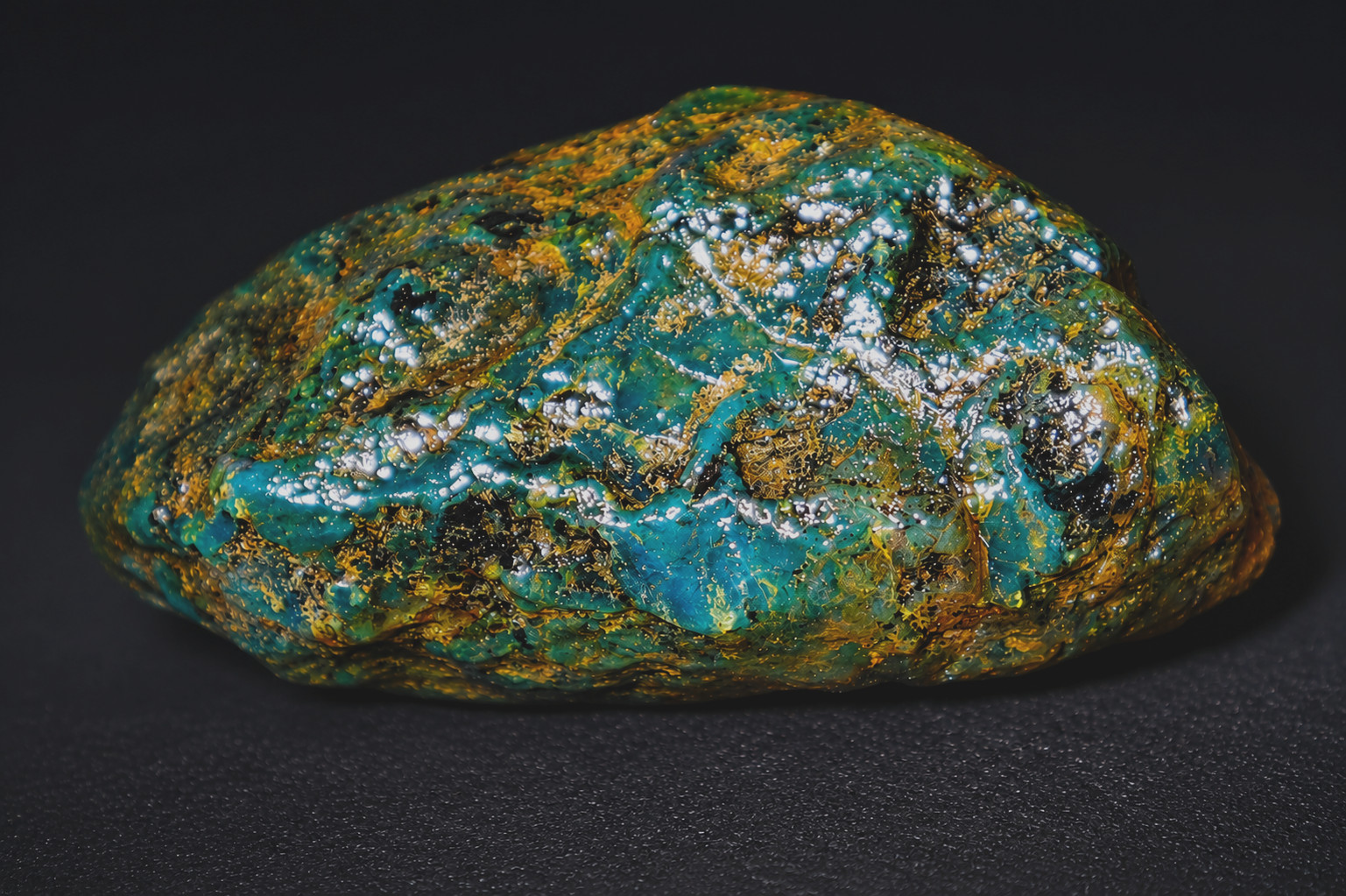 Beautiful Natural Dominican Clear Green Blue Amber Rough Specimen 75mm 59g