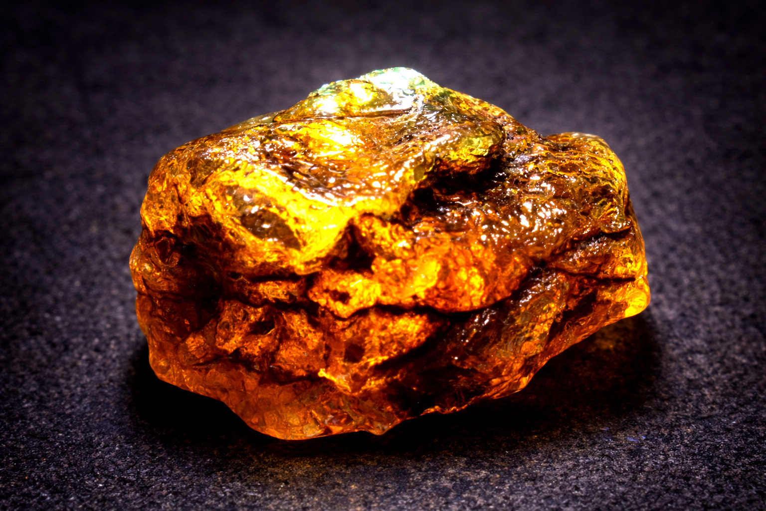 Exquisite Natural Dominican Clear Deep Yellow Amber Rough Specimen 37mm 8.6g
