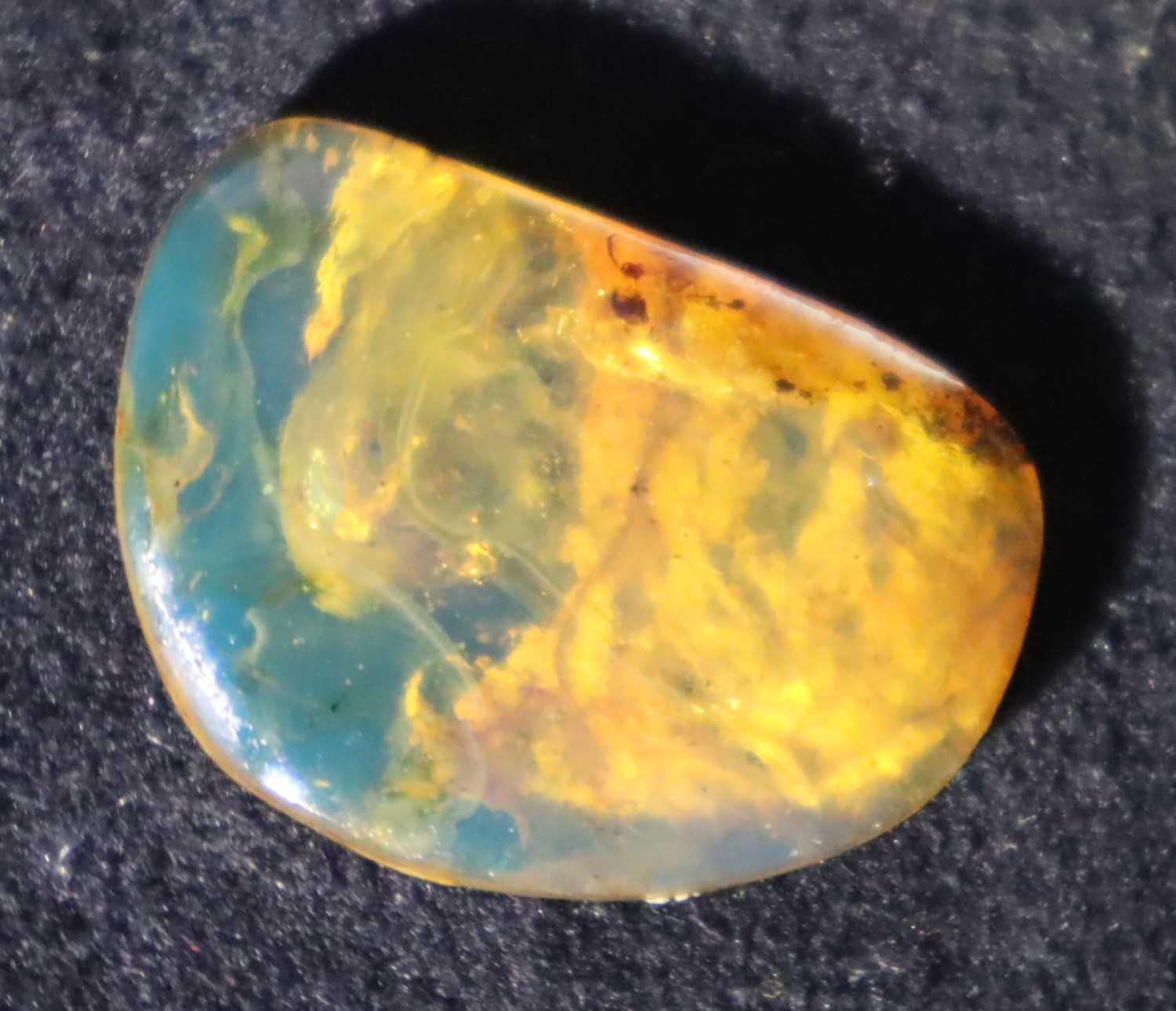 Prettily Natural Translucent Sky Blue Amber Cabochon 25mm free drilling and hook