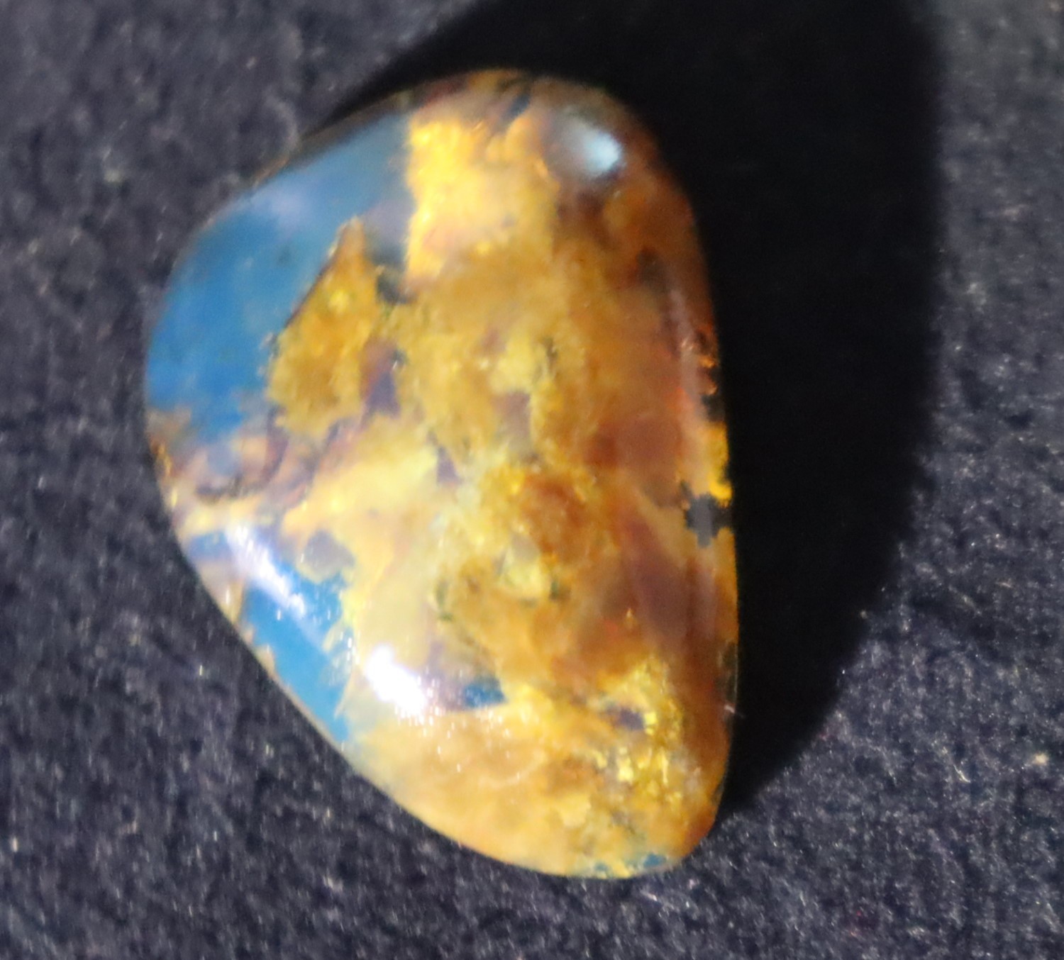 Charming Design Natural Translucent Sky Blue Amber Cabochon 24mm