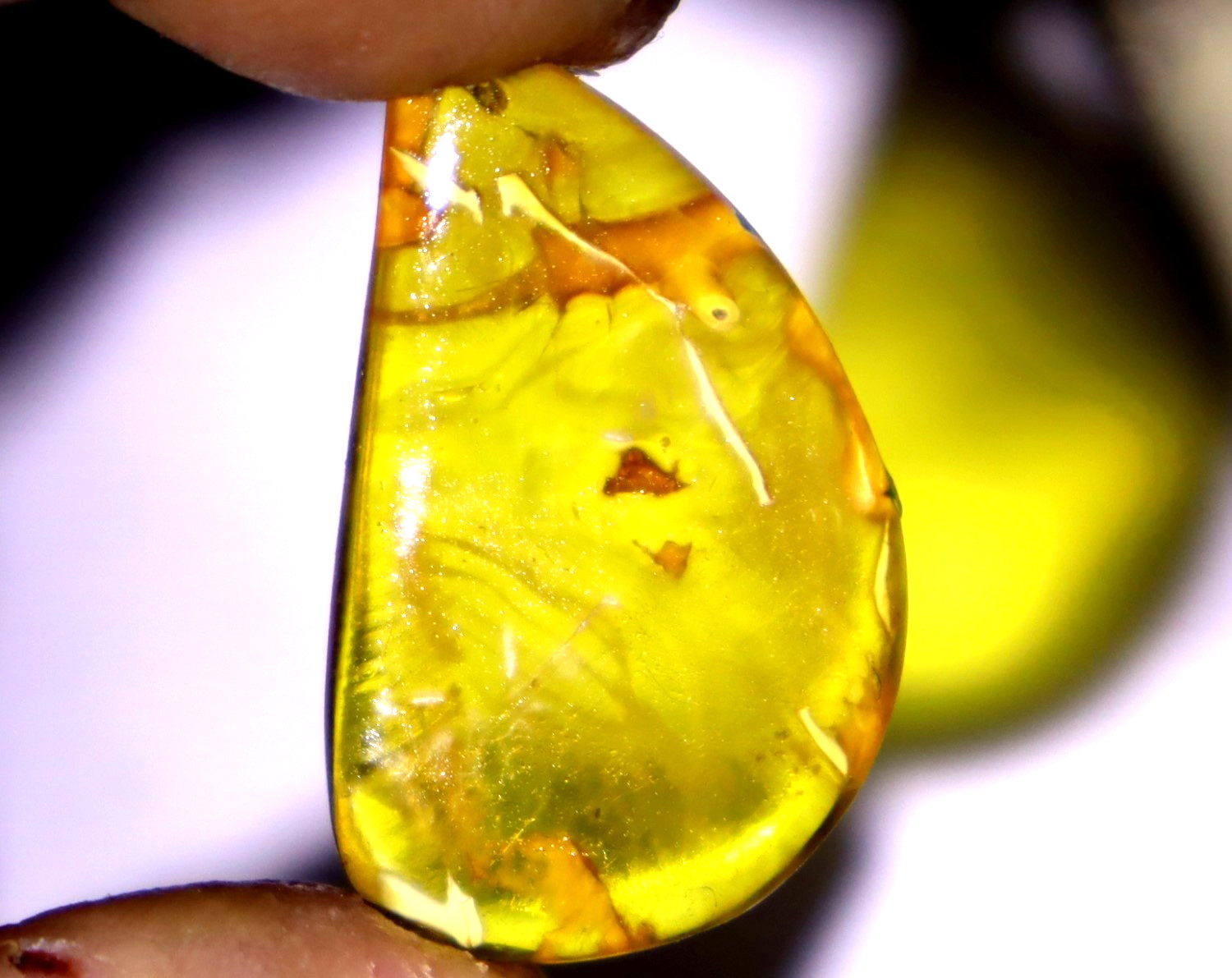 Beautiful Natural Dominican Clear Yellow Amber Polished Stone – 33mm